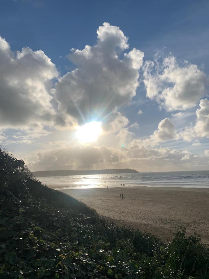5 Putsborough - Luxury Apartment At Byron Woolacombe, Only 4 Minute Walk To Woolacombe Beach! Dış mekan fotoğraf