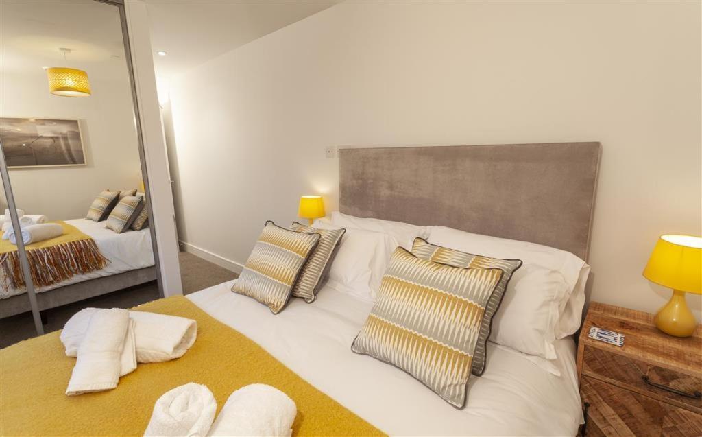 5 Putsborough - Luxury Apartment At Byron Woolacombe, Only 4 Minute Walk To Woolacombe Beach! Dış mekan fotoğraf